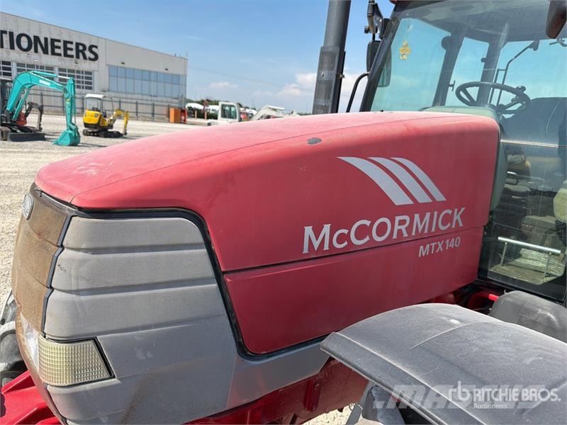 McCormick MTX140 4WD Tractor Tractores