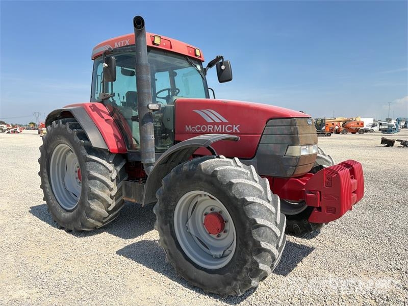 McCormick MTX140 4WD Tractor Tractores