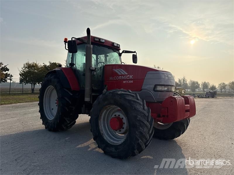 McCormick MTX200 4WD Tractor Traktorit