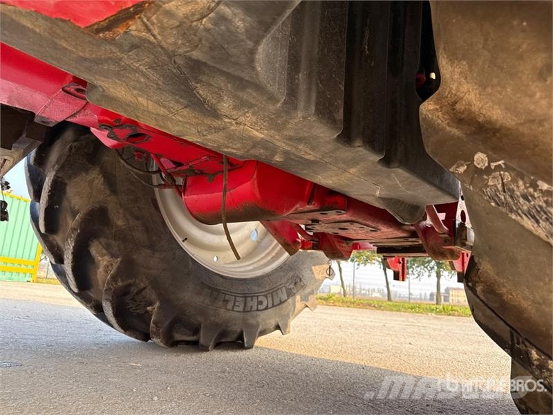 McCormick MTX200 4WD Tractor Traktorit
