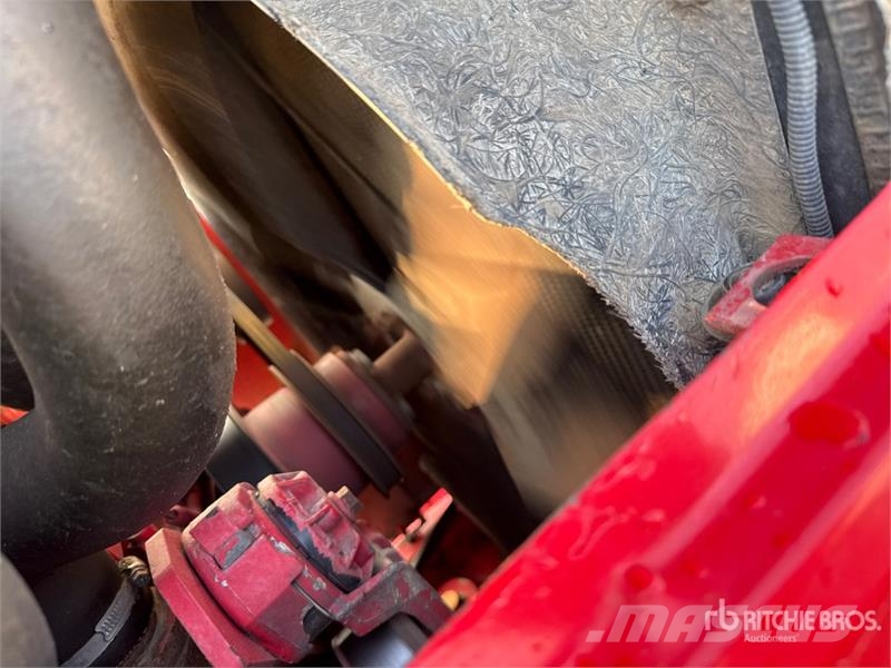 McCormick MTX200 4WD Tractor Traktorit