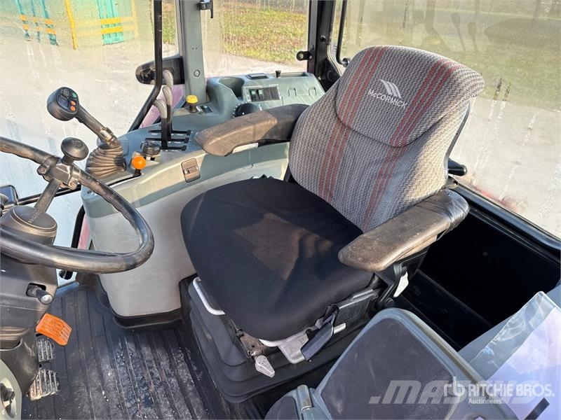 McCormick MTX200 4WD Tractor Traktorit