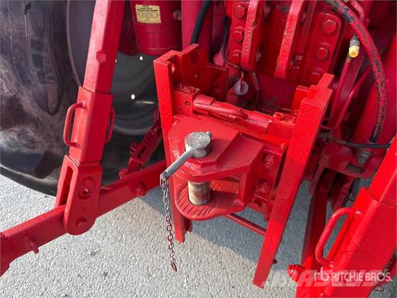 McCormick MTX200 4WD Tractor Traktorit
