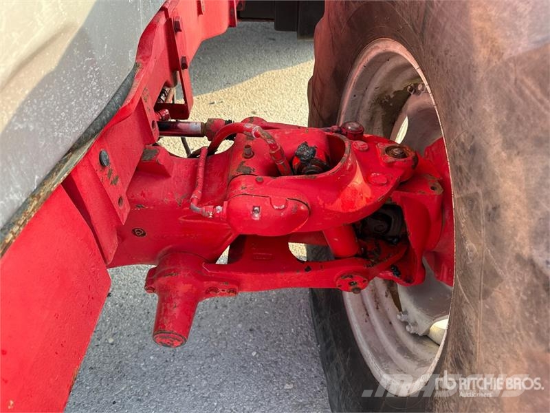 McCormick MTX200 4WD Tractor Traktorit