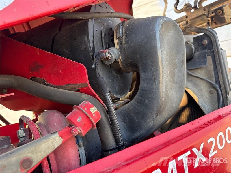 McCormick MTX200 4WD Tractor Traktorit