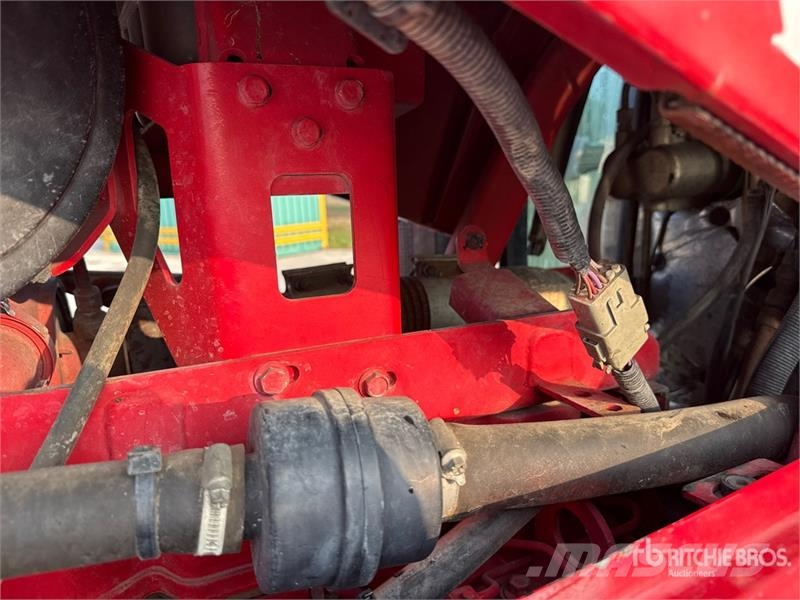 McCormick MTX200 4WD Tractor Traktorit