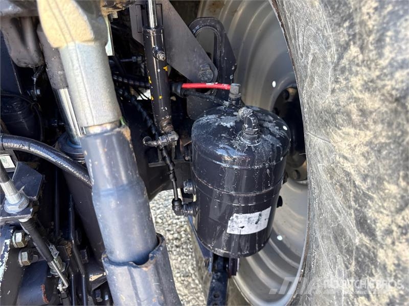 McCormick XTX145 XtraSpeed 4WD Tractor Трактори