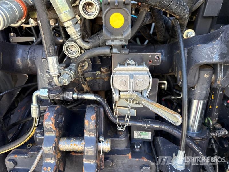 McCormick XTX145 XtraSpeed 4WD Tractor Трактори