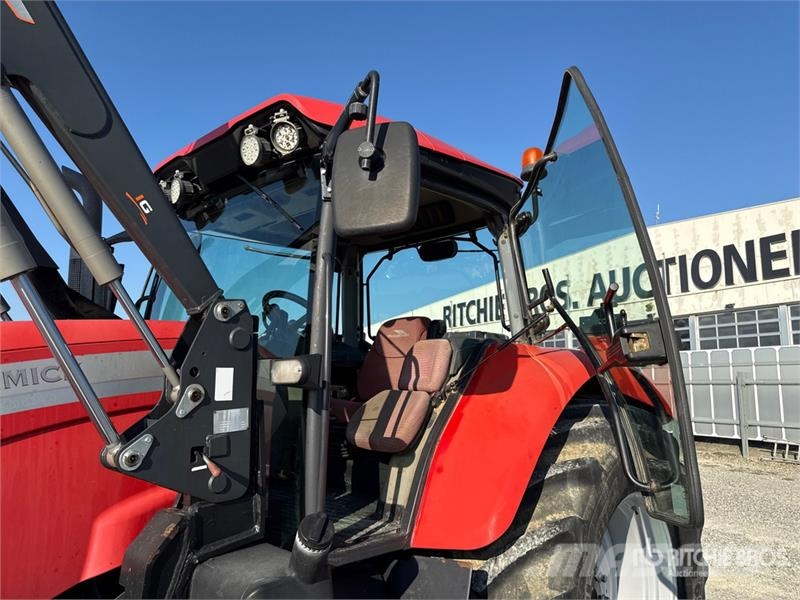 McCormick XTX145 XtraSpeed 4WD Tractor Трактори