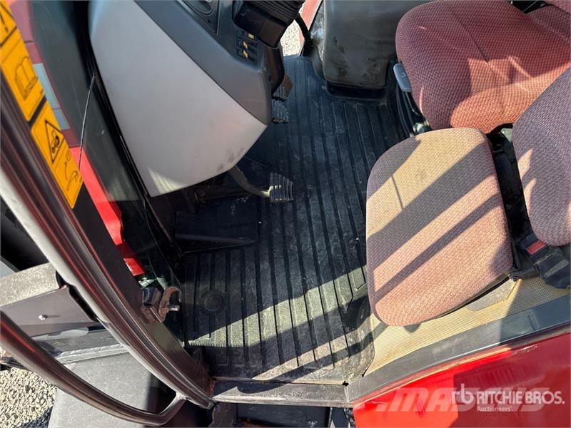 McCormick XTX145 XtraSpeed 4WD Tractor Трактори