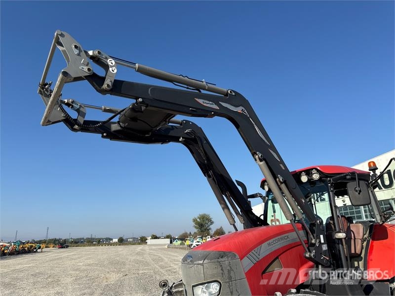 McCormick XTX145 XtraSpeed 4WD Tractor Трактори