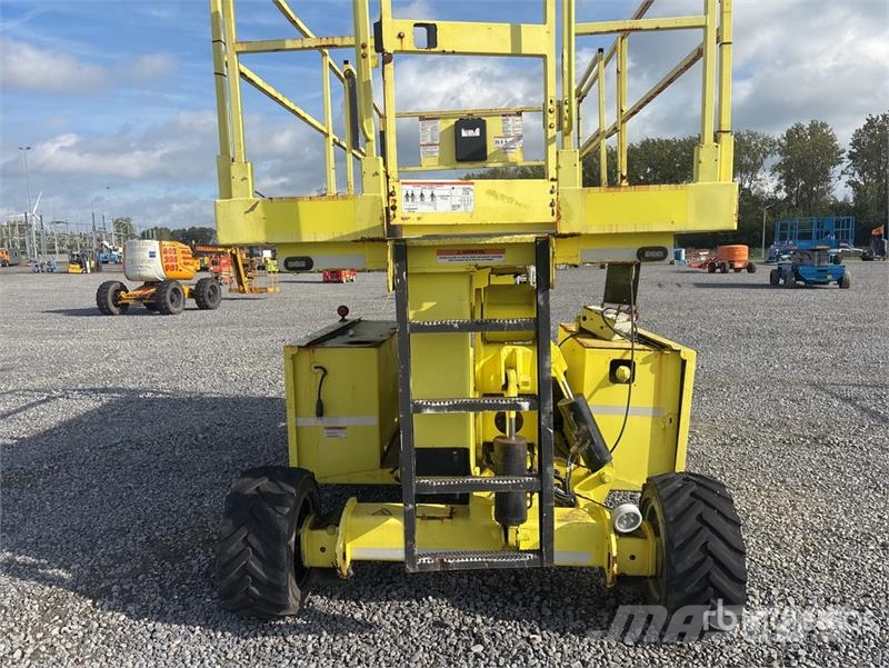 MEC 2684RT Diesel Scissor Lift Škarjaste dvižne ploščadi