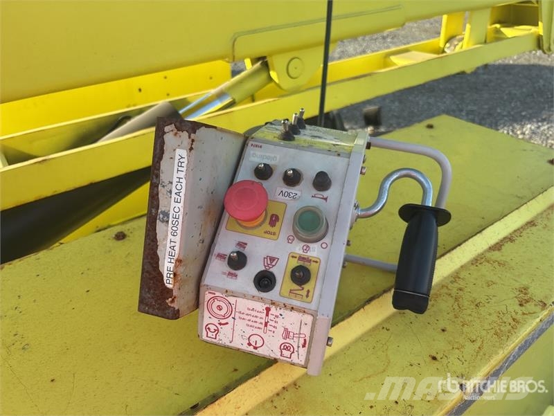 MEC 2684RT Diesel Scissor Lift Nůžková zvedací plošina