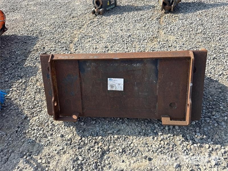 MEC Skid Steer Bucket Kovalar