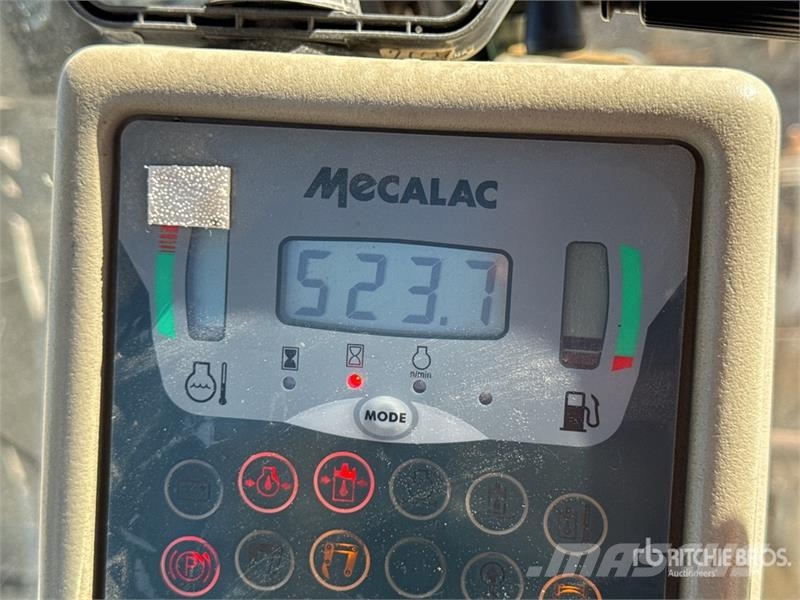Mecalac 12MTX حفارات بعجل