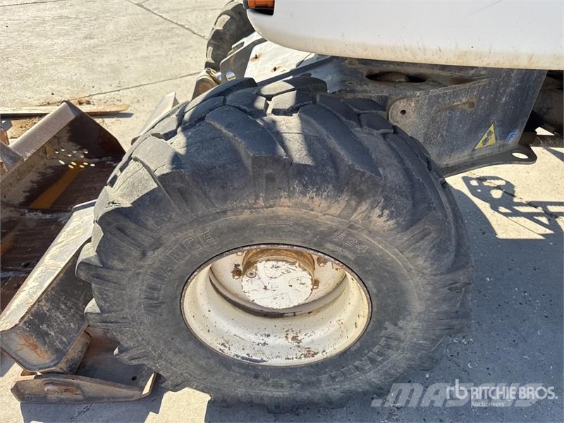 Mecalac 12MTX حفارات بعجل