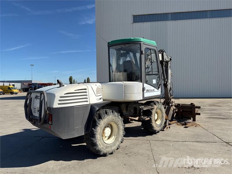 Mecalac 12MTX حفارات بعجل