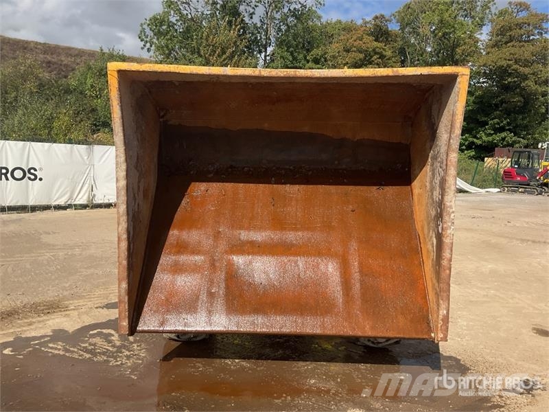 Mecalac 6MDX 6 ton 4x4 Dumper 側卸礦車