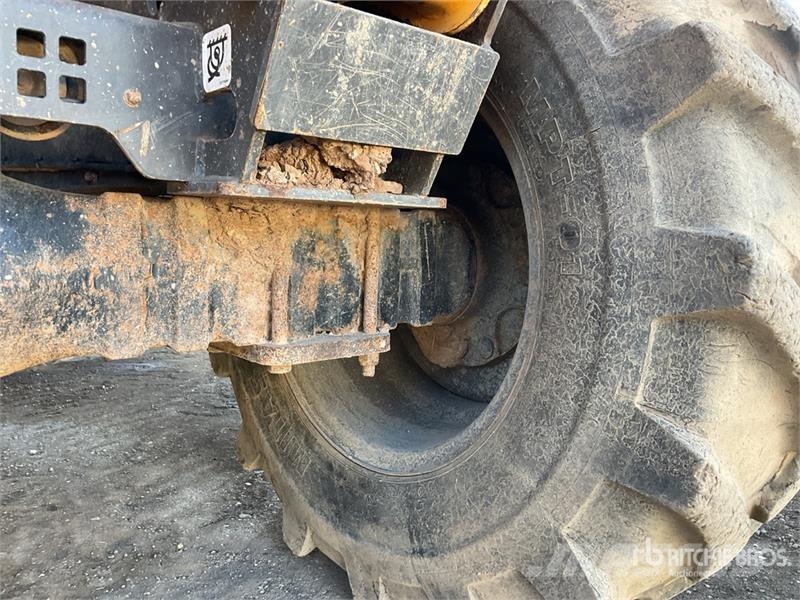 Mecalac 6MDX 6 ton 4x4 Dumper 側卸礦車