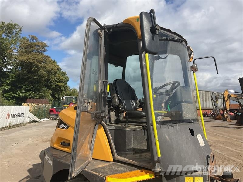 Mecalac 6MDX 6 ton 4x4 Dumper 側卸礦車