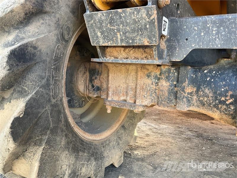 Mecalac 6MDX 6 ton 4x4 Dumper 側卸礦車