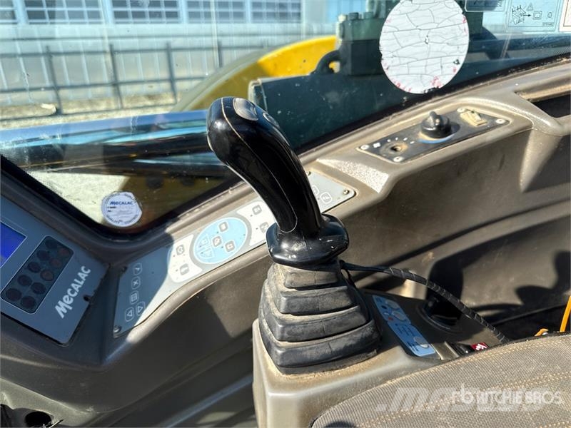 Mecalac 714MC Tracked Excavator Pásové rýpadlá