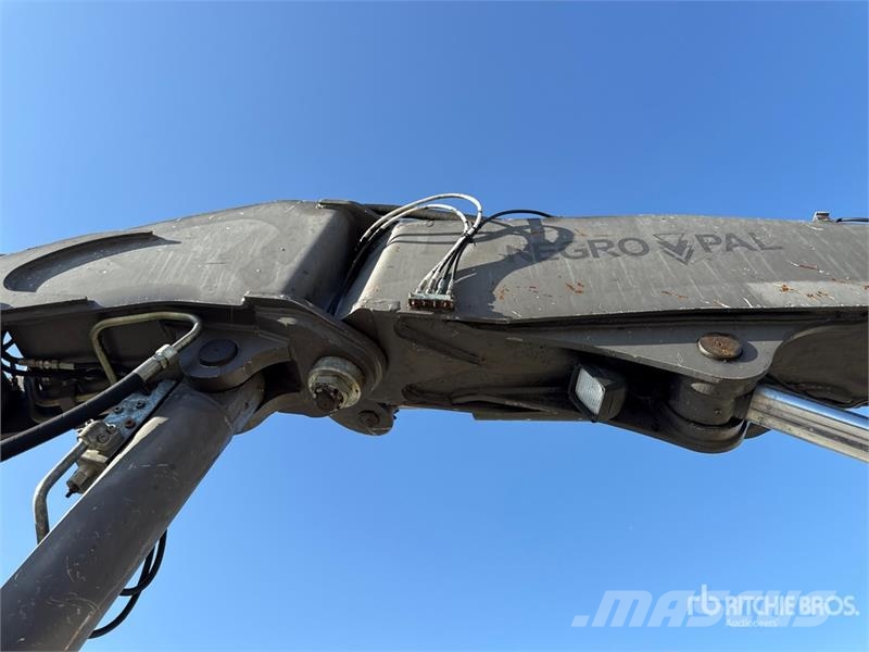 Mecalac 714MC Tracked Excavator Pásové rýpadlá