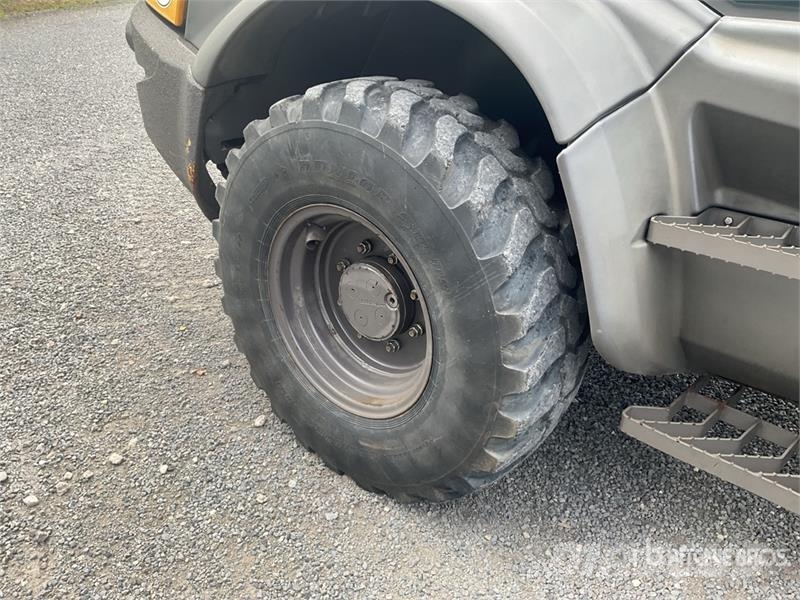 Mecalac AF1050 Wheel Loader Kolesové nakladače