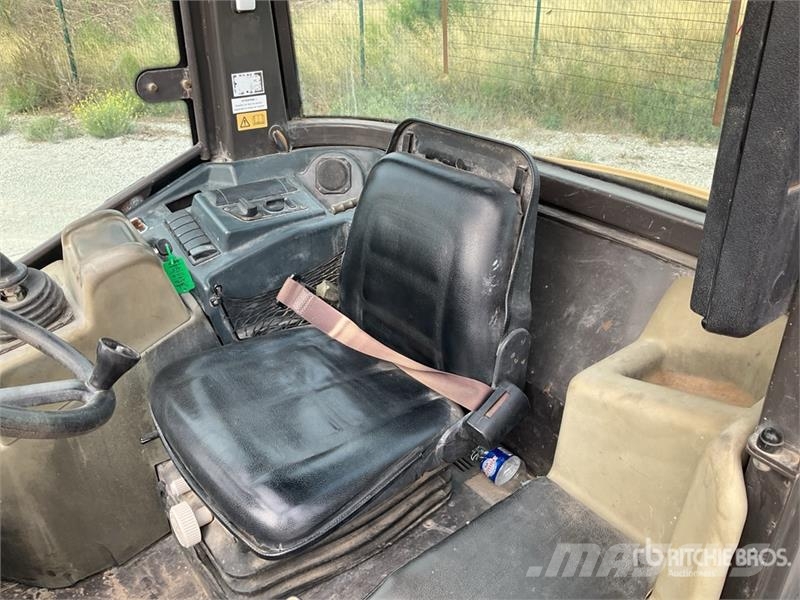 Mecalac AS700 Chargeuse Sur Pneus Wheel Loader Gumikerekes homlokrakodók