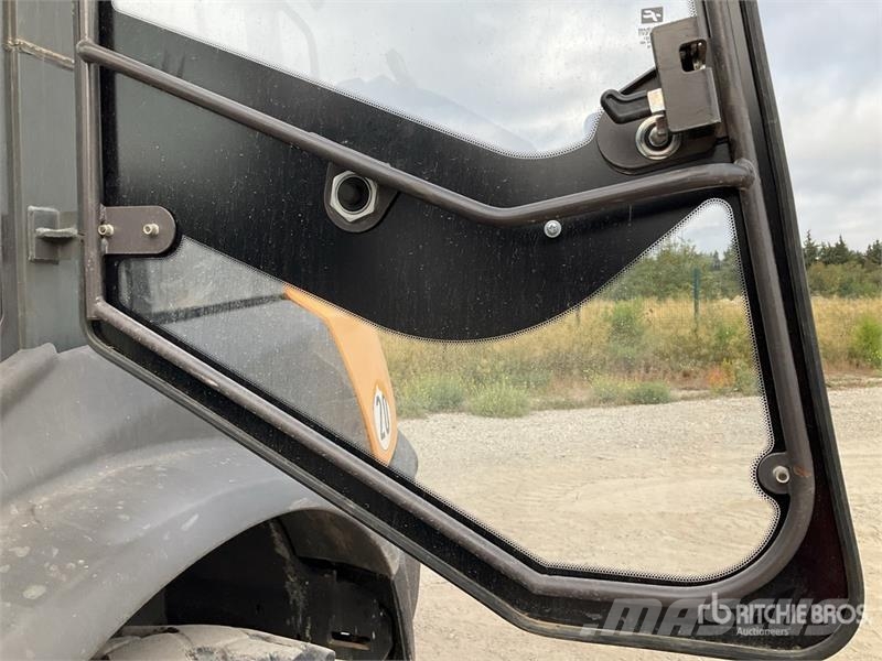 Mecalac AS700 Chargeuse Sur Pneus Wheel Loader Gumikerekes homlokrakodók