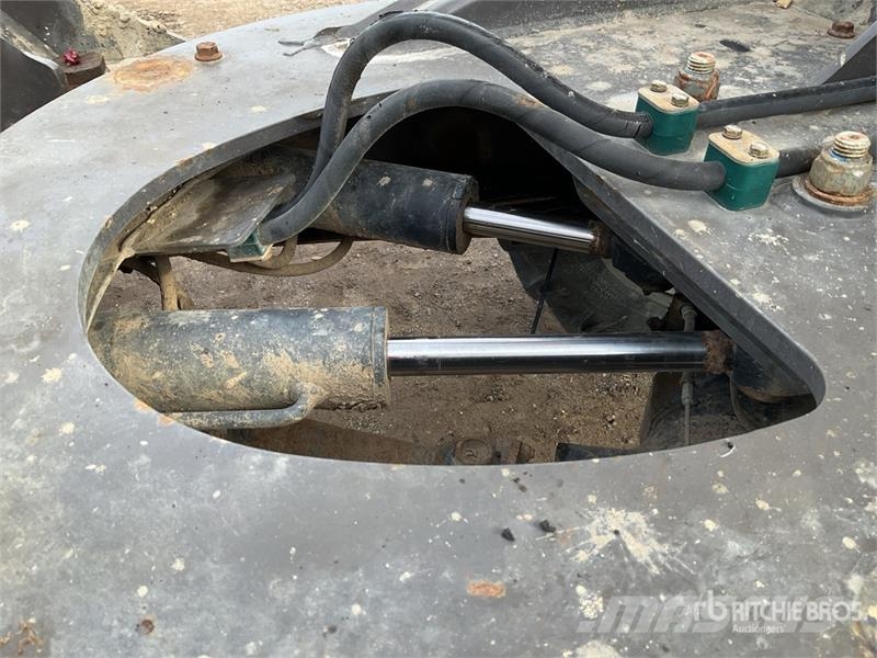 Mecalac TA3 3 ton 4x4 Swivel Dumper Site dumpers