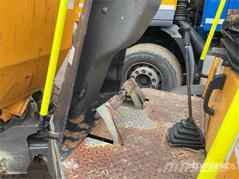 Mecalac TA3 3 ton 4x4 Swivel Dumper Site dumpers