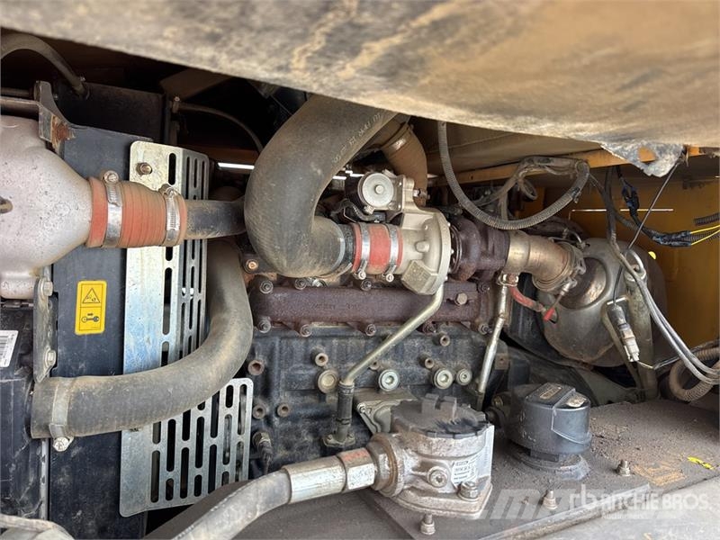 Mecalac TA6 6 t Hi-Tip Dumper Ne cestni demperji