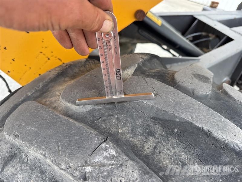 Mecalac TA6 6 t Hi-Tip Dumper Ne cestni demperji