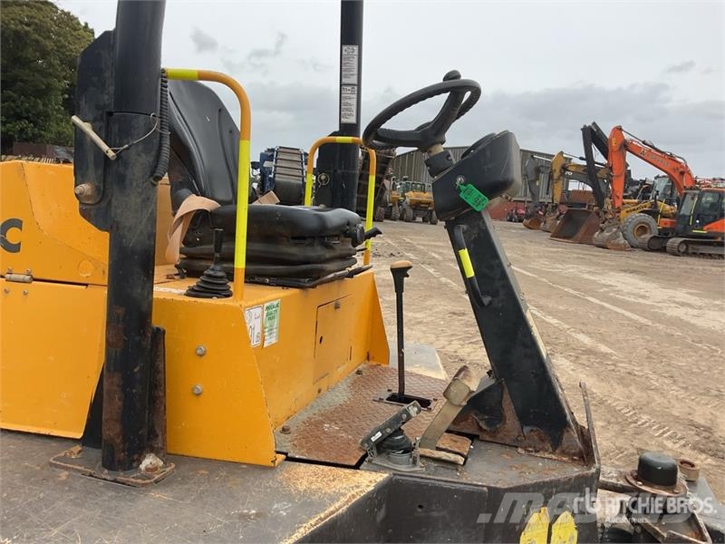 Mecalac TA6 6 ton 4x4 Dumper Stavebné sklápače