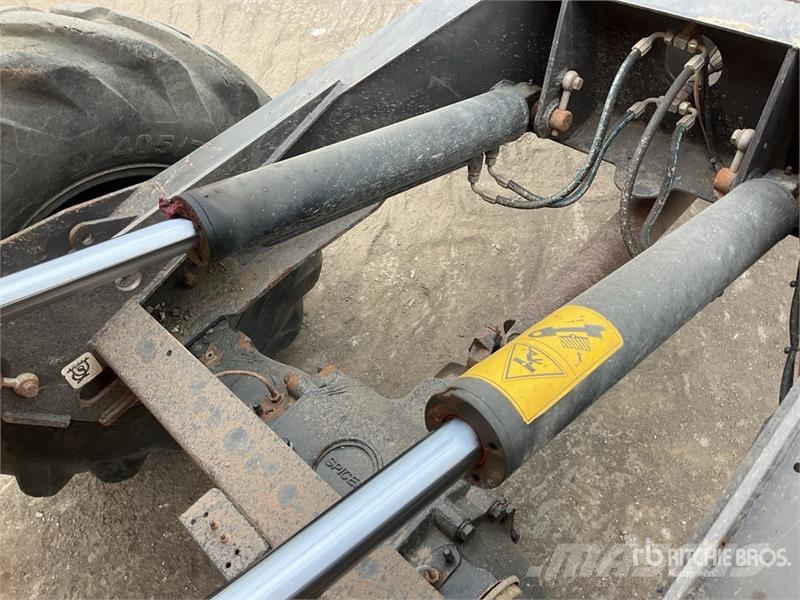 Mecalac TA6 6 ton 4x4 Dumper Stavebné sklápače