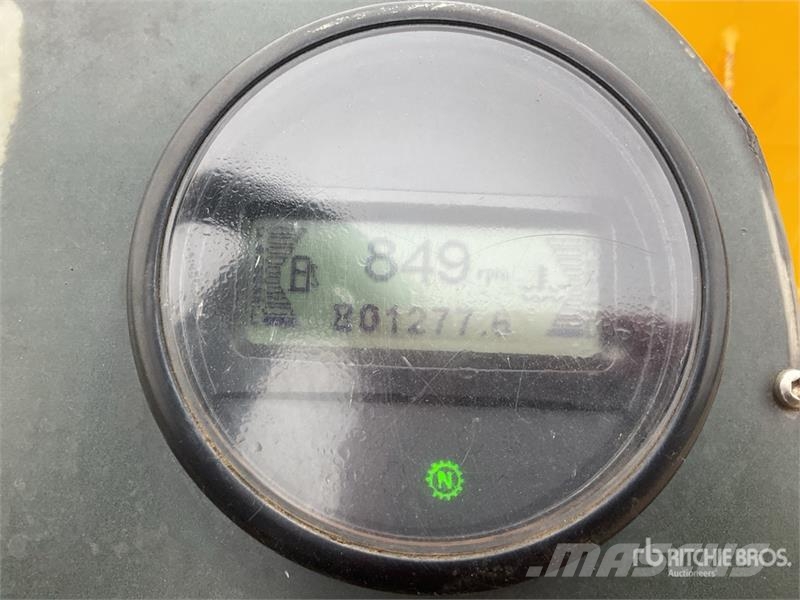 Mecalac TA6 6 ton 4x4 Dumper Stavebné sklápače