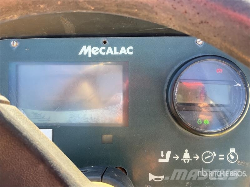 Mecalac TA9 Mini pašizgāzēji