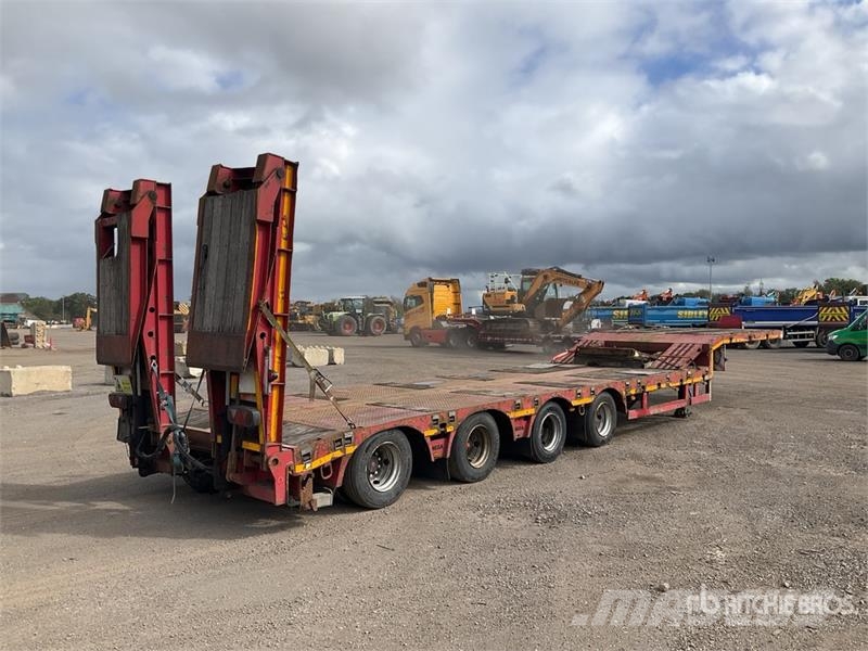 Mega MNN Quad/A Extendable Extendable Step Deck Trailer Dieplader