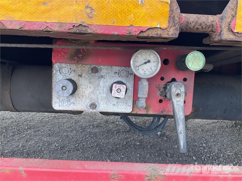 Mega MNN Quad/A Extendable Extendable Step Deck Trailer Dieplader