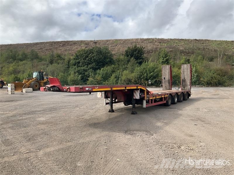Mega MNN Quad/A Extendable Extendable Step Deck Trailer Dieplader