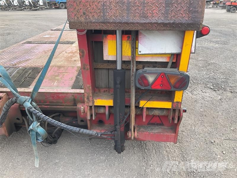 Mega MNN Quad/A Extendable Extendable Step Deck Trailer Dieplader