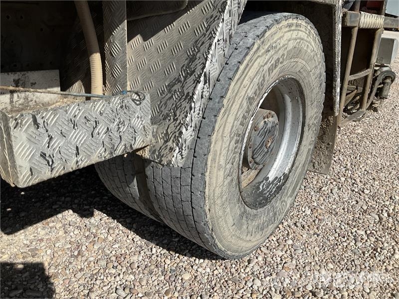 Mercedes-Benz 1828 4x2 Asphalt Distributor Truck Tartályos teherautók