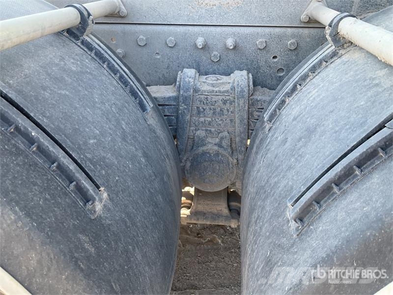 Mercedes-Benz 1835 6x4 Sleeper Camion Benne T/A Dump Truck Самосвал