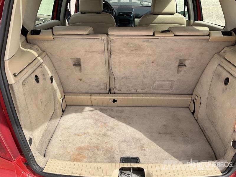 Mercedes-Benz A160 Automobile سيارات