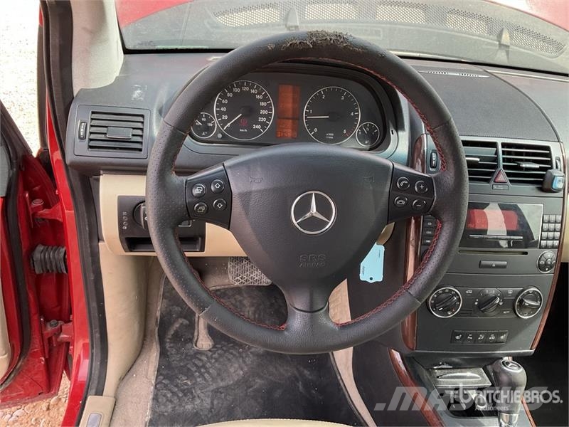Mercedes-Benz A160 Automobile سيارات