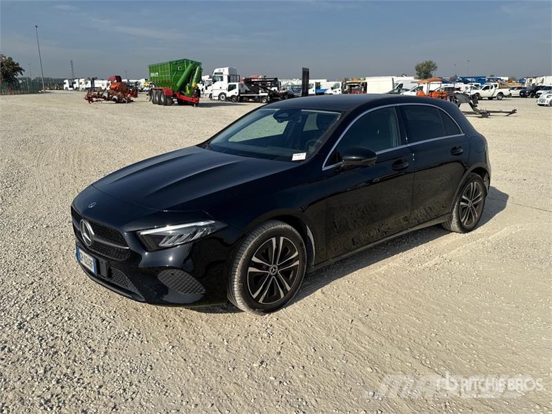 Mercedes-Benz A250 Plug-In Hybrid E PLUG-IN ADVANCED PROGRESSIVE Cars