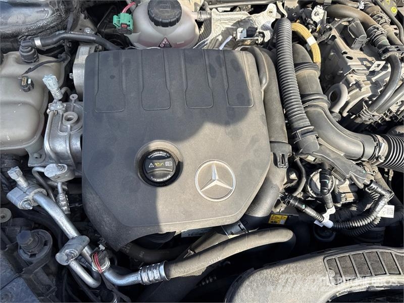 Mercedes-Benz A250 Plug-In Hybrid E PLUG-IN ADVANCED PROGRESSIVE Cars