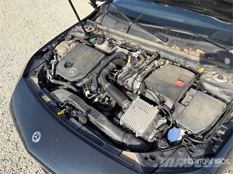 Mercedes-Benz A250 Plug-In Hybrid E PLUG-IN ADVANCED PROGRESSIVE Cars