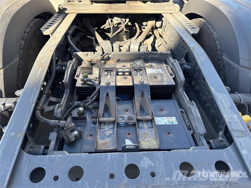 Mercedes-Benz Actros 1842 4x2 Tracteur Routier Cabine Couchette  وحدات الجر